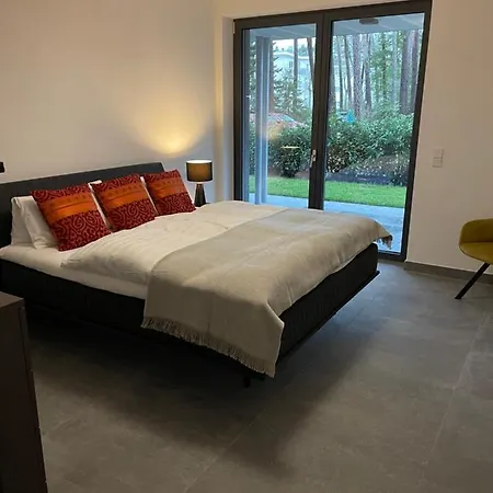 Basalt Lodge Am Lehnitzsee Oranienburg Esterno foto